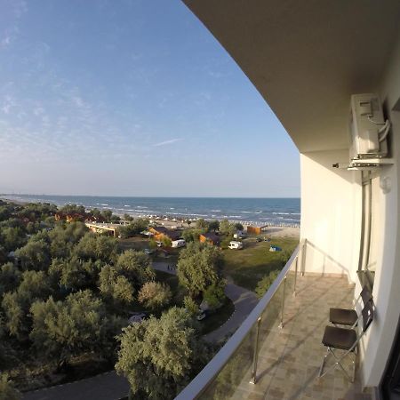 911 Cazare Mamaia Exteriör bild