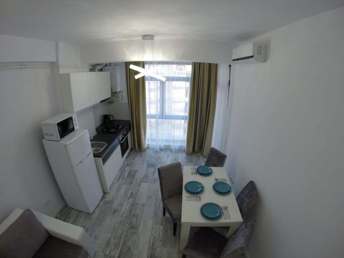 911 Cazare Mamaia Exteriör bild