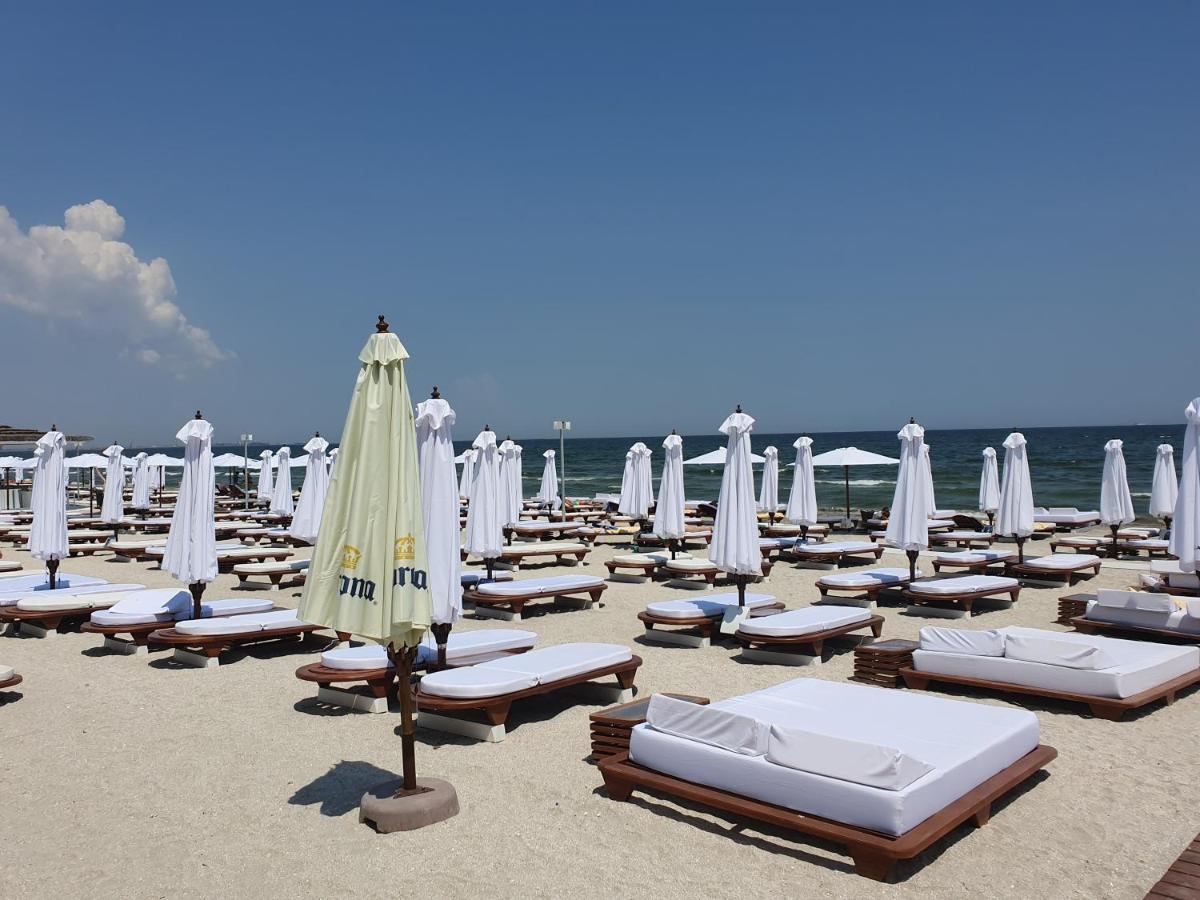 911 Cazare Mamaia Exteriör bild