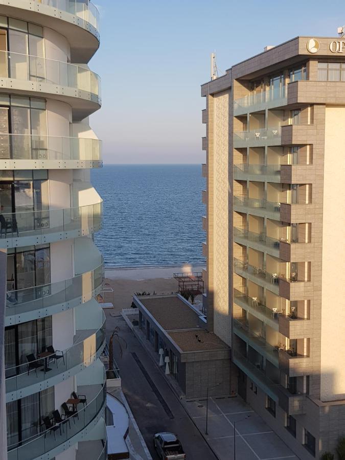 911 Cazare Mamaia Exteriör bild