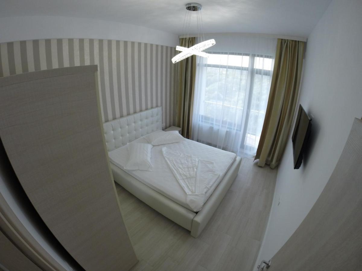 911 Cazare Mamaia Exteriör bild