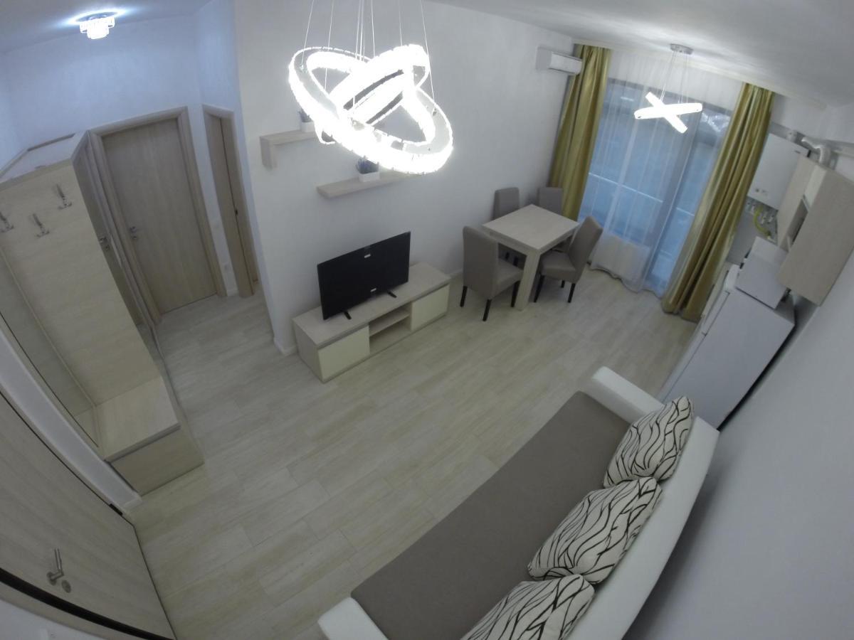 911 Cazare Mamaia Exteriör bild