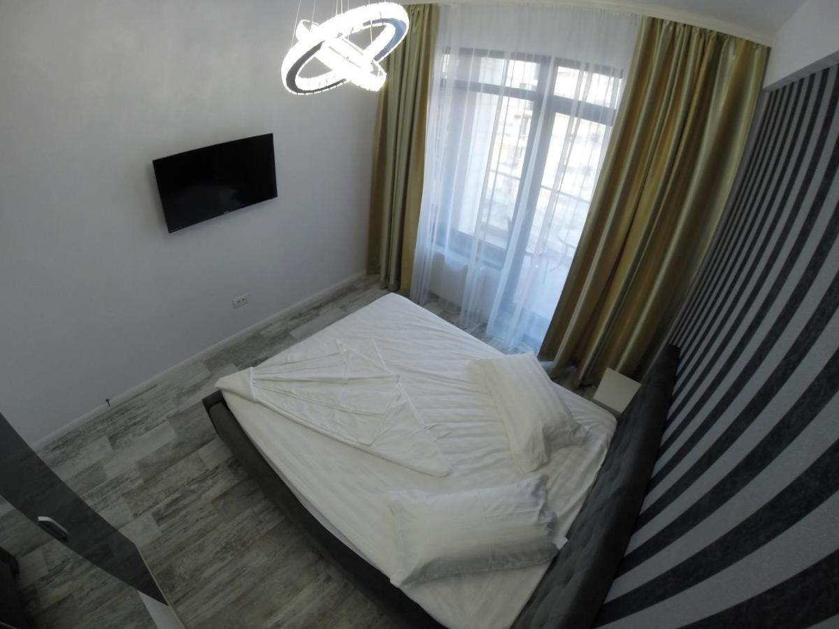 911 Cazare Mamaia Exteriör bild