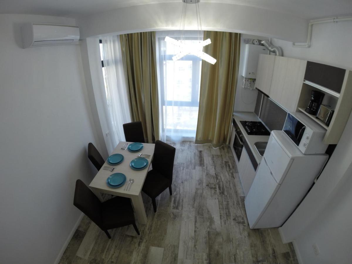 911 Cazare Mamaia Exteriör bild