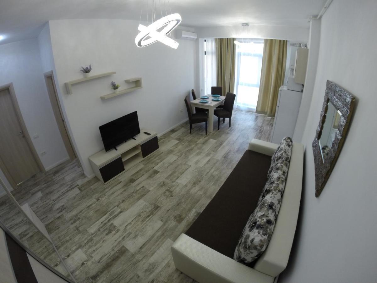 911 Cazare Mamaia Exteriör bild