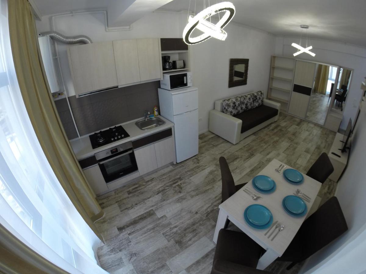 911 Cazare Mamaia Exteriör bild